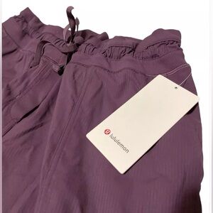 Lululemon Athletica Joggers Women’s Size 10 - New with Tags